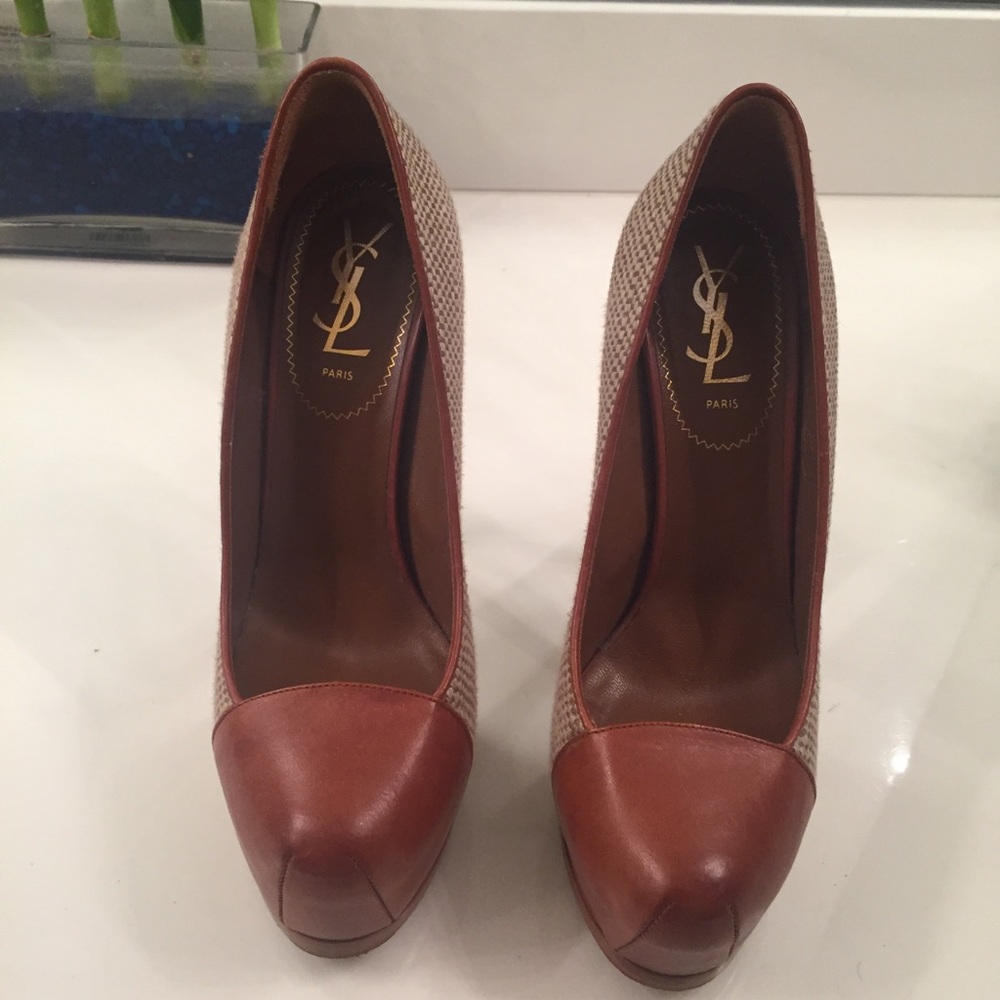 Yves Saint Laurent "Tribtoo" Pumps